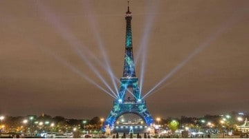 Paris Travel Guide