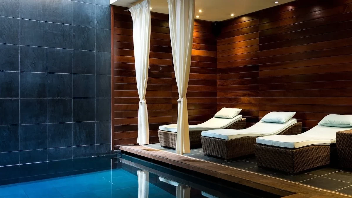 RENAISVENDPAR_Swimming Pool