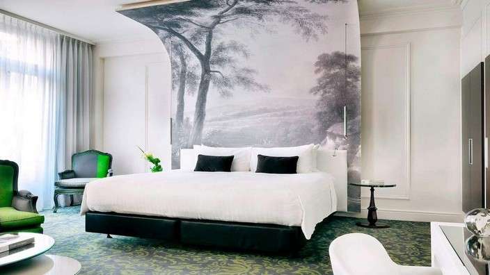 Best mid-range reasonably priced hotel near Eiffel Tower and restaurants - Renaissance Nobel - Eiffel Tower - Paris